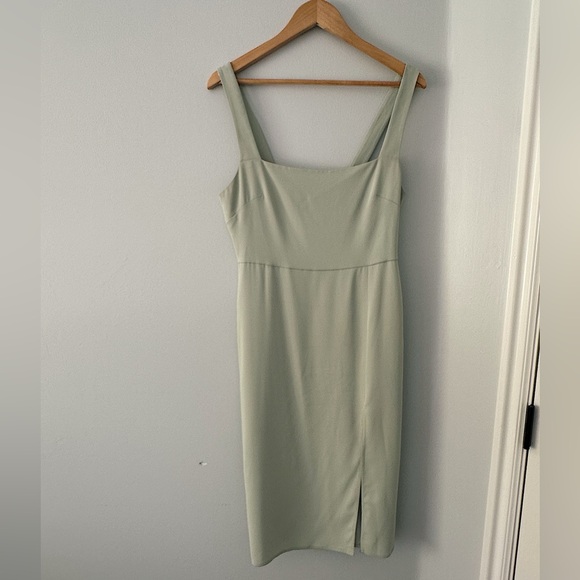 Aritzia Babaton 90's Slit Midi Dress Size 6 - Picture 2 of 7